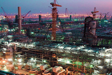 从大型到巨型:卡塔尔液化天然气(Qatargas)液化天然气列车改变了行业