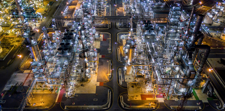 refineries_and_petrochemical_plants_istock _59_0.jpg——943356040