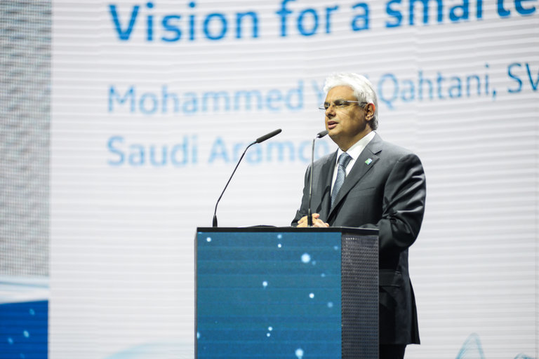 主题演讲，第1天：穆罕默德Y. al Qahtani，SVP上游，沙特阿美公司，令人更聪明的能源未来形象